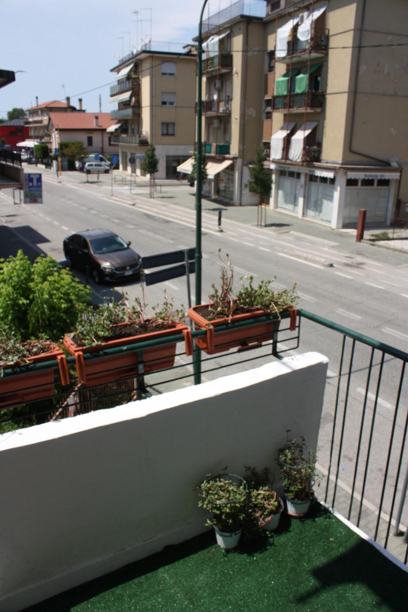 Bridge To Apartment *